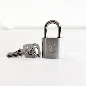 Louis Vuitton Brushed Titanium Padlock 305